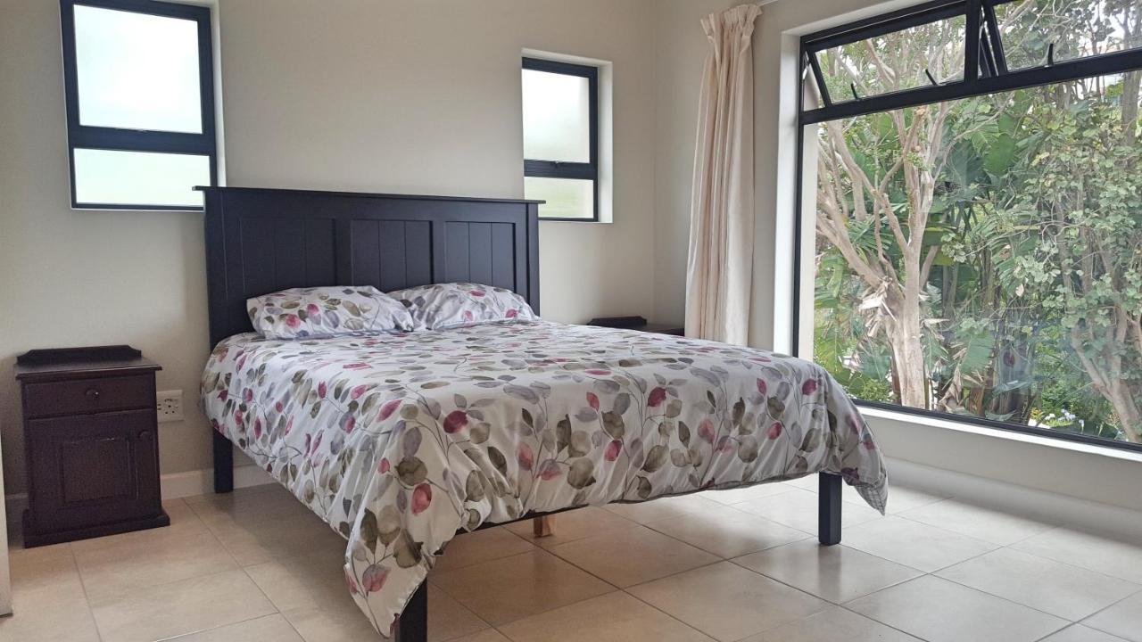 Knysna Paradise Guesthouse Bagian luar foto